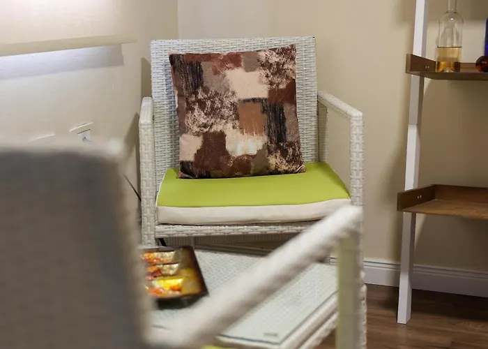 Alara アパート ティラナ